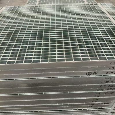 Chemical Resistant Steel Grating for Laboratories and Chemical Plants
