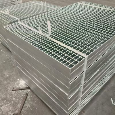 High Visibility Steel Grating with Safety Edges Enhancing Workplace Safety