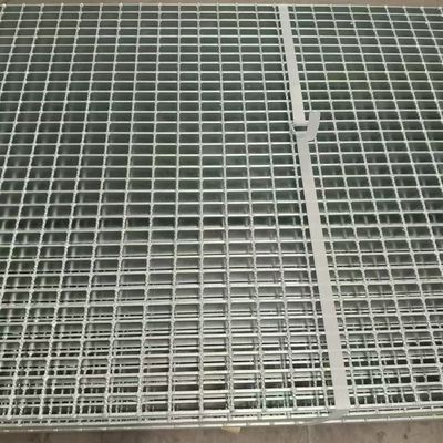 High Visibility Steel Grating with Safety Edges Enhancing Workplace Safety
