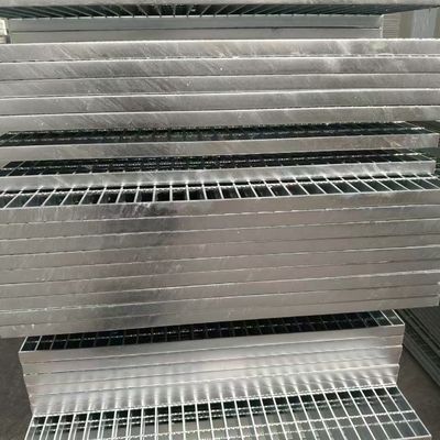 15-w-2 Decorative steel metal grating Custom Patterns
