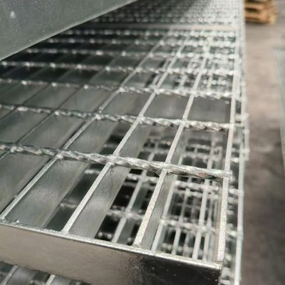 High-Performance Steel Grating: Meeting the Highest Industry Standards
