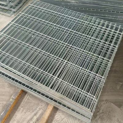 Industrial Steel Grating with High Load Capacity: Supporting Heavy Machinery