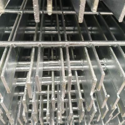 Heavy-Duty Steel Grating for Warehouses: Supporting Large Loads and Equipment