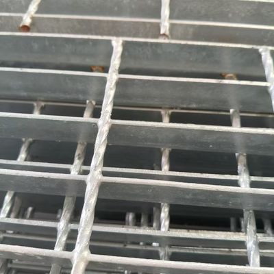 Durable Steel Grating for Parking Areas: Withstanding Heavy Vehicles and Traffic