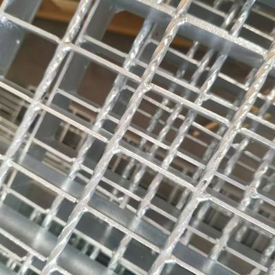 Rust-Proof Steel Grating: A Reliable Option for Outdoor and Marine Applications