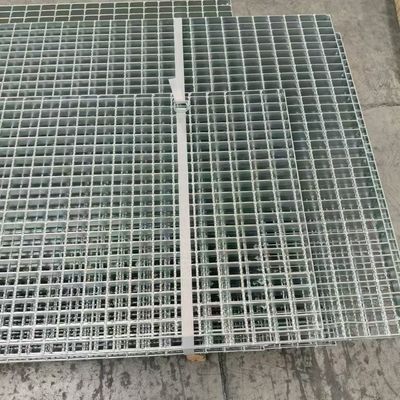 Versatile Interlocking Steel Gratings: Easy to Assemble and Configure