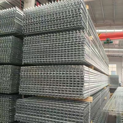 Anti-Slip Heavy Duty Steel Grating with 30mm Bearing Bar Pitch and High Load Capacity