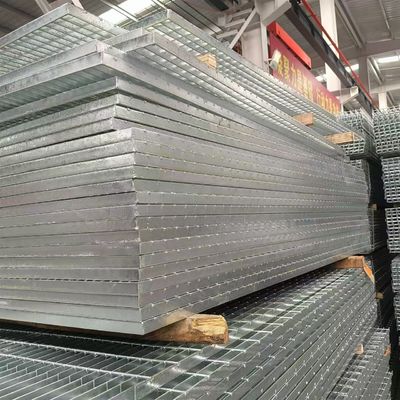 Easy-Clean Steel Gratings: Hygienic and Low-Maintenance for Busy Areas