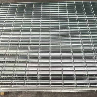 Versatile Interlocking Steel Gratings: Easy to Assemble and Configure