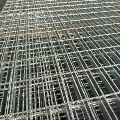Powder-Coated Steel Gratings: Smooth, Attractive, and Durable Finish
