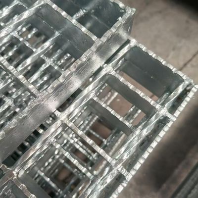 Corrosion Resistant Slip Resistant Grating for Harsh Environments