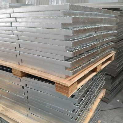 Corrosion Resistant Slip Resistant Grating for Harsh Environments