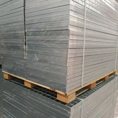 Easy-Clean Steel Gratings: Hygienic and Low-Maintenance Solution