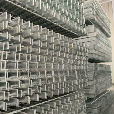 Easy-Clean Steel Gratings: Hygienic and Low-Maintenance Solution