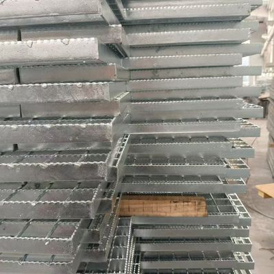 Lightweight Steel Gratings: Easy to Install, Transport, and Store