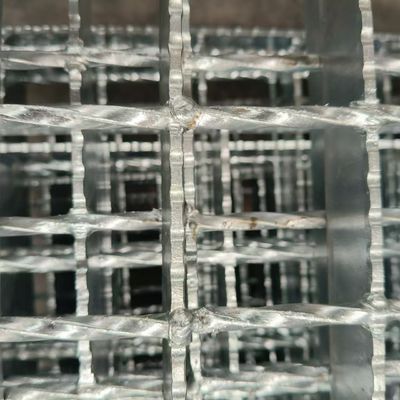 Rust-Resistant Steel Gratings: Suitable for Outdoor and Harsh Environments