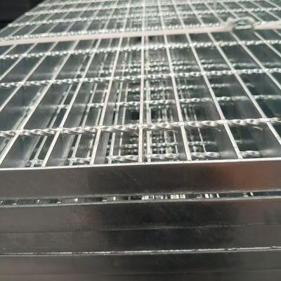 Industrial-Grade Steel Gratings: Strong, Reliable, and Customizable for Your Needs