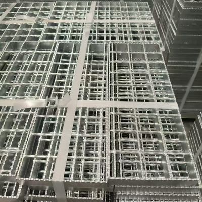 Galvanized Steel Grating, Superior Rust-Proof Performance