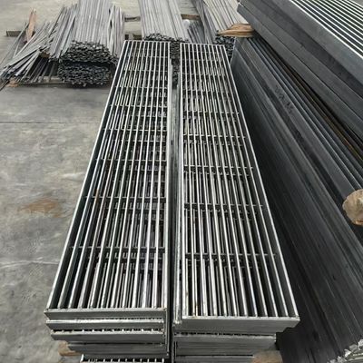 Non Skid Grating in Aluminum/Steel/SS for Various Applications