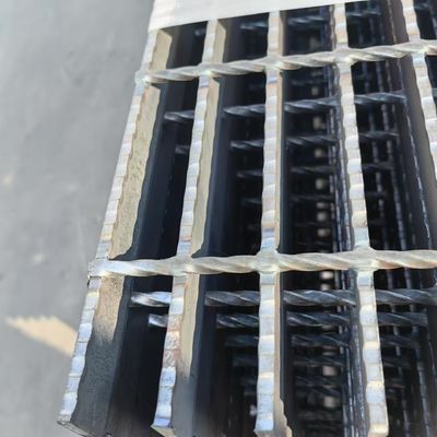 1.5mm Strand 30mm Lwm Expanded Metal Sheet
