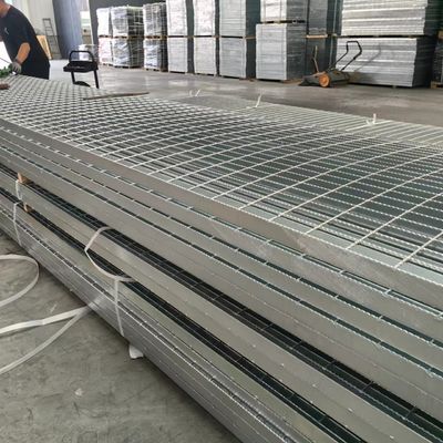 YB/T4001.1-2007 Compliant Stainless Flat Gully Grating For Superior Drainage