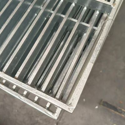 Corrosion-Resistant Hot-Dip Galvanized Steel Grating Protective Ventilation Surface Chinese Style Design