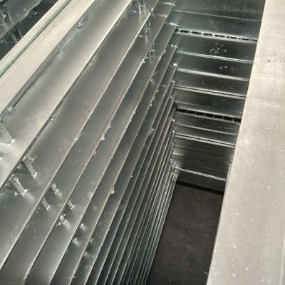 Corrosion-Resistant Hot-Dip Galvanized Steel Grating Protective Ventilation Surface Chinese Style Design