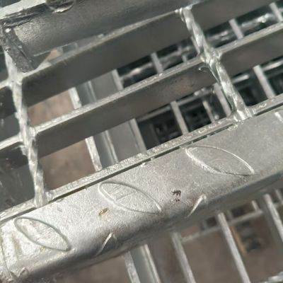Laser Cutting Heterosexual Steel Grating Bending into Various Shapes for Warehouse Use
