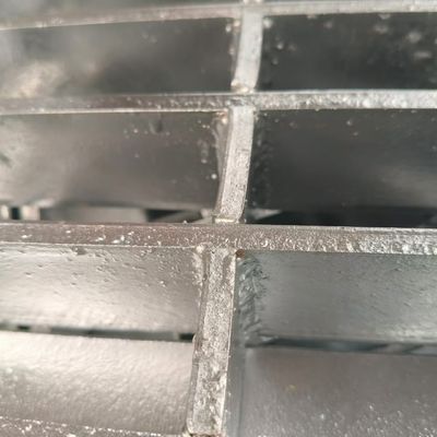 Laser Cutting Heterosexual Steel Grating Various Shapes Bending Appearance Metal Building Materials Product