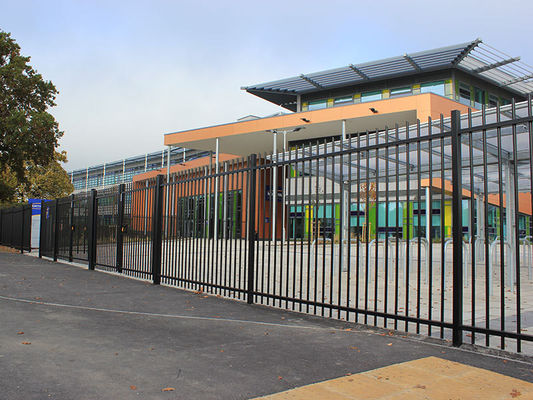 Varies Custom Made Chain Link Fencing Weather Resistant Powder Coated Metal
