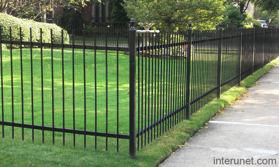 Silver Zinc Plated Heavy Duty Galvanized Chain Link Fence for Various Height Requirements