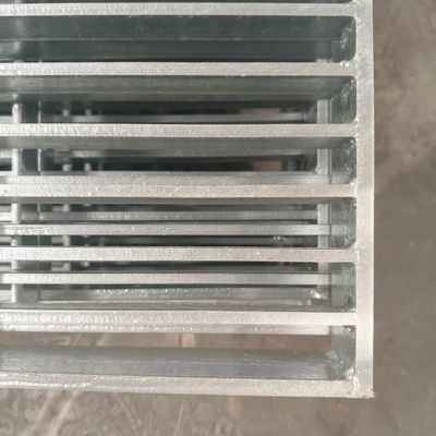 Low Carbon Steel Industrial Plain Bar Grating For Residential And Commercial