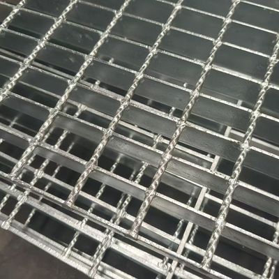 Strong Cold Resistance stainless steel grating Reasonable Frame Good Anti Slip For Cold Areas