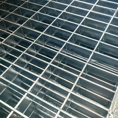 Silver Bright 3mm Cross Bar Hot Galvanized Steel Grating For Building Materials