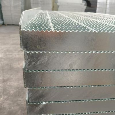 Smooth Surface Industrial Steel Grating Galvanized Floor Decking Stainless