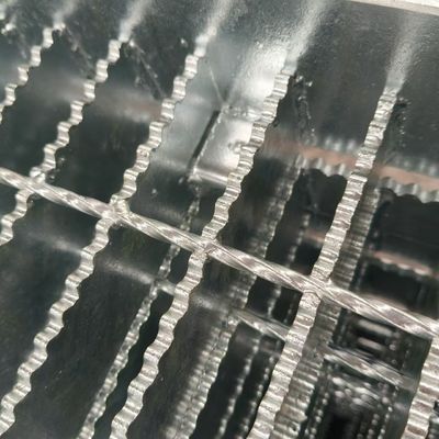 Smooth Surface Industrial Steel Grating Galvanized Floor Decking Stainless
