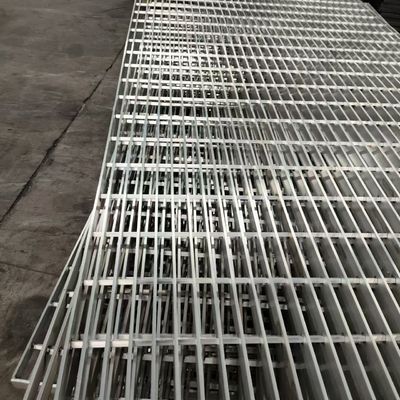 30mm Bearing Bar Anti Rust Gully Hot Galvanized Steel Grating With 3mm Cross Bars