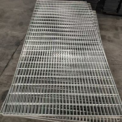 30mm Bearing Bar Anti Rust Gully Hot Galvanized Steel Grating With 3mm Cross Bars