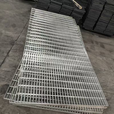30mm Bearing Bar Anti Rust Gully Hot Galvanized Steel Grating With 3mm Cross Bars