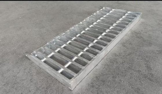 YB/T4001.1-2007 Standard Industrial Steel Grating With Hot Galvanized Surface And 3mm Cross Bar Thickness