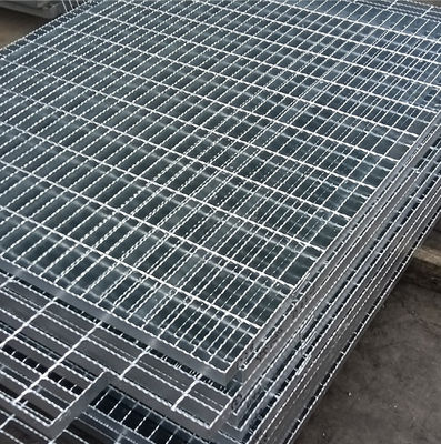 30mm Bearing Bar Spacing Industrial Steel Grating Stainless Texture 3mm Cross Bar Thickness