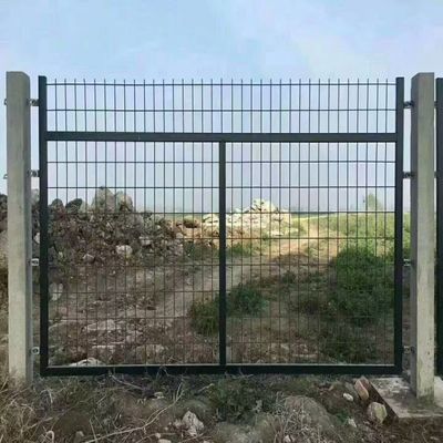 1.2m Post Height Welded Mesh Fence With Steel Post And 50x50mm Size