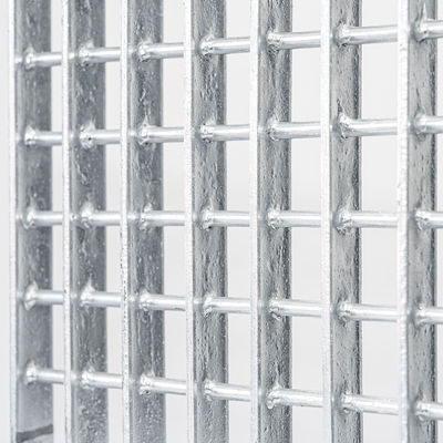 Bright On Surface Anti Rust Steel Grating Type Bar Flat Bar for Outdoor Applications
