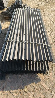 Varies Link Size Silver Chain Link Fence Customizable Secure Fencing Options