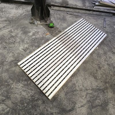 25 Earing Bar Pitch Stainless Steel Grating For Outdoor Durability And Long Lasting Performance