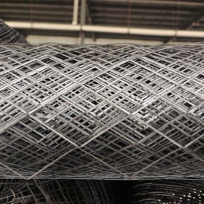 Durable Steel Grade Expanded Metal Mesh Machine With 1.5mm Strand Thickness