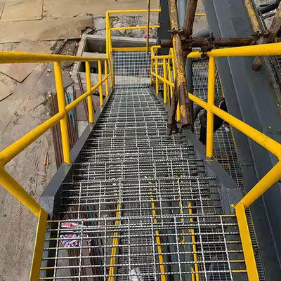 Q235 Grade Flat Bar Grating Mesh For Optimal Air And Light Flow In Industrial Settings