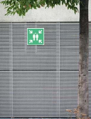 Q345 Grade Non Slip Flat Bar Type Steel Grating Platform For Safe Durable Flooring Solution
