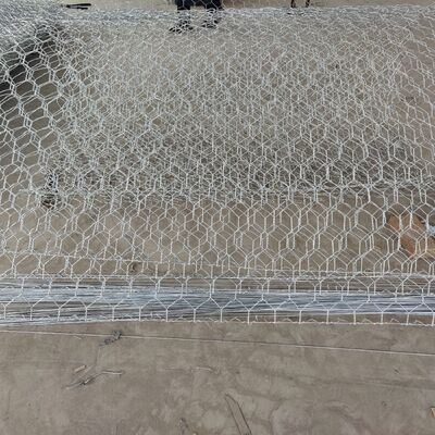 Custom-hole gabion mesh for ventilation, lighting, filtration and decoration.