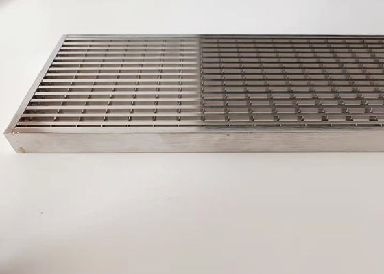 SS304 Steel Flooring Grating Press-Locked Trench Cover Size 20*4mm  And 600mm Width